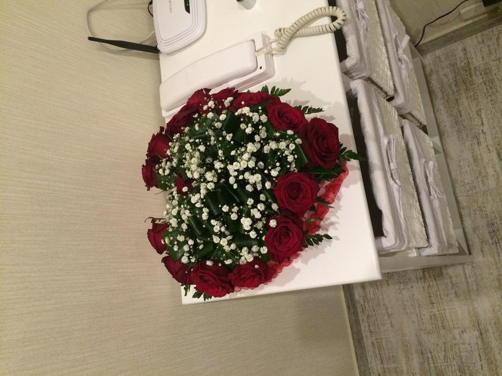 Studio Luxe On Victory Street In The City Center Виниця Екстериор снимка