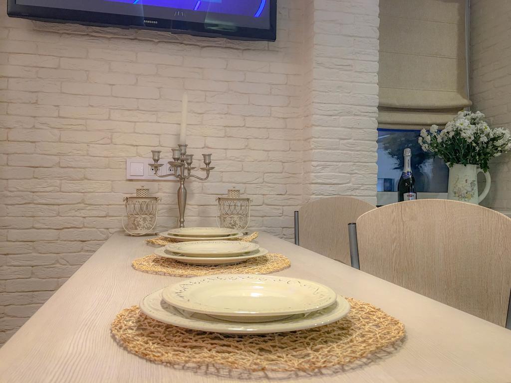 Studio Luxe On Victory Street In The City Center Виниця Екстериор снимка